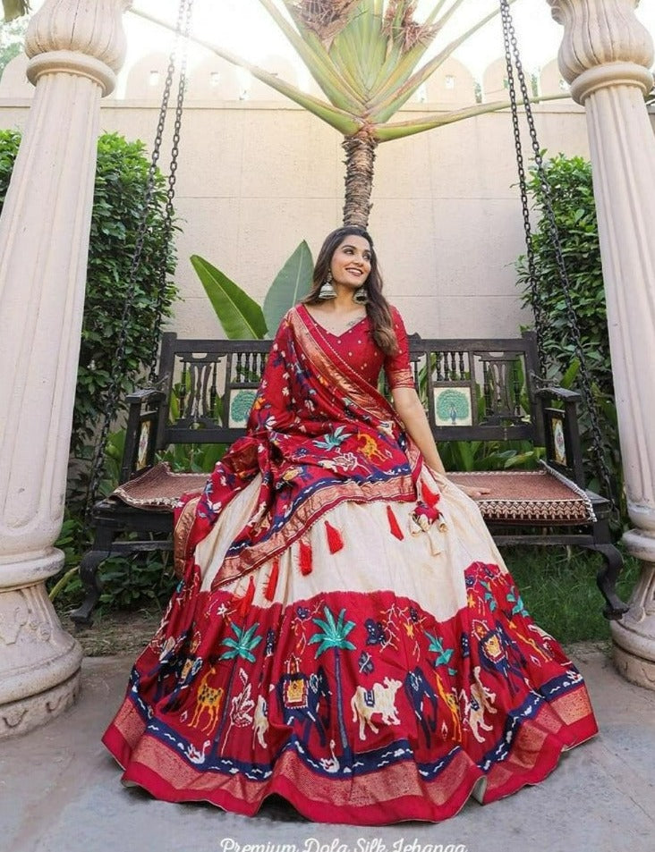 Traditional Navratri / Garba Chaniya choli