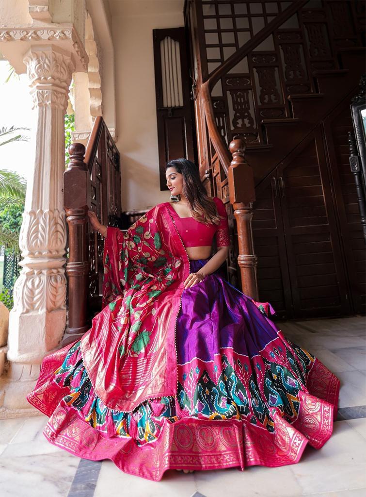 Traditional Navratri / Garba Chaniya choli