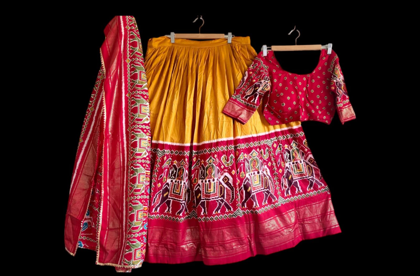 Traditional Navratri / Garba chaniya choli