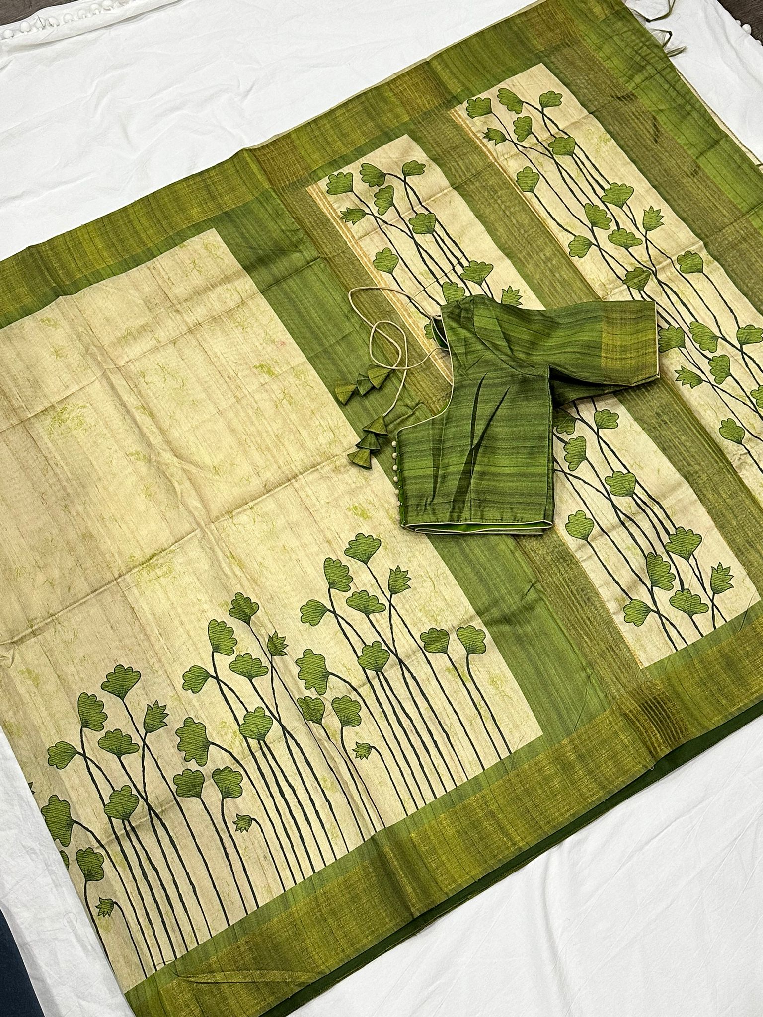 Gorgeous Green Tussar Silk Saree with Stitched Blouse